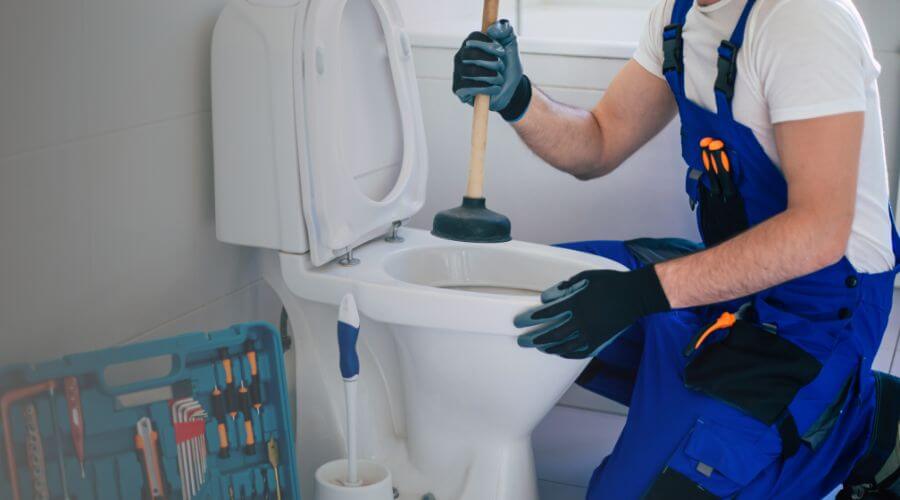 Expert burst pipe repair services in Lander, WY
